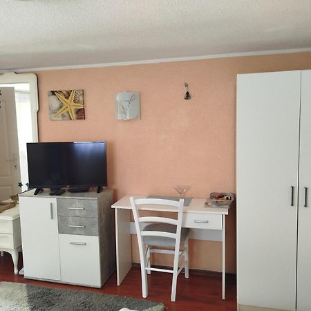 Apartman Tihana 茨里克韦尼察 外观 照片